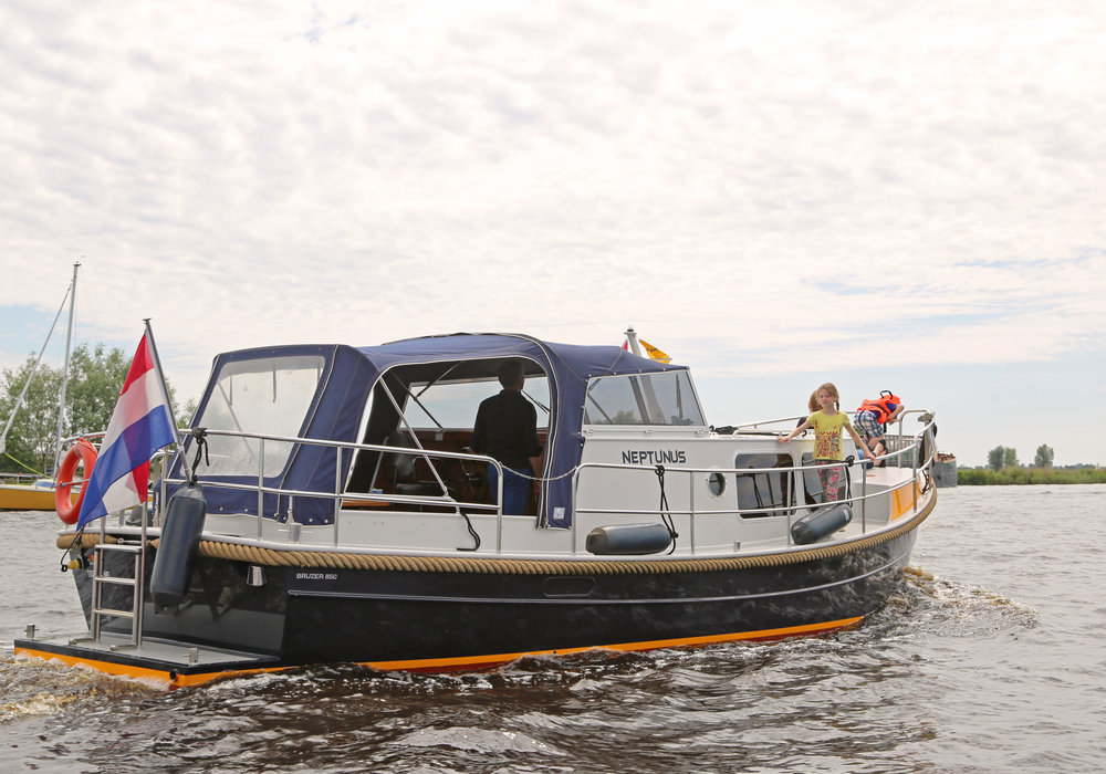 Brûzer 850 OK 'Neptunus' mieten