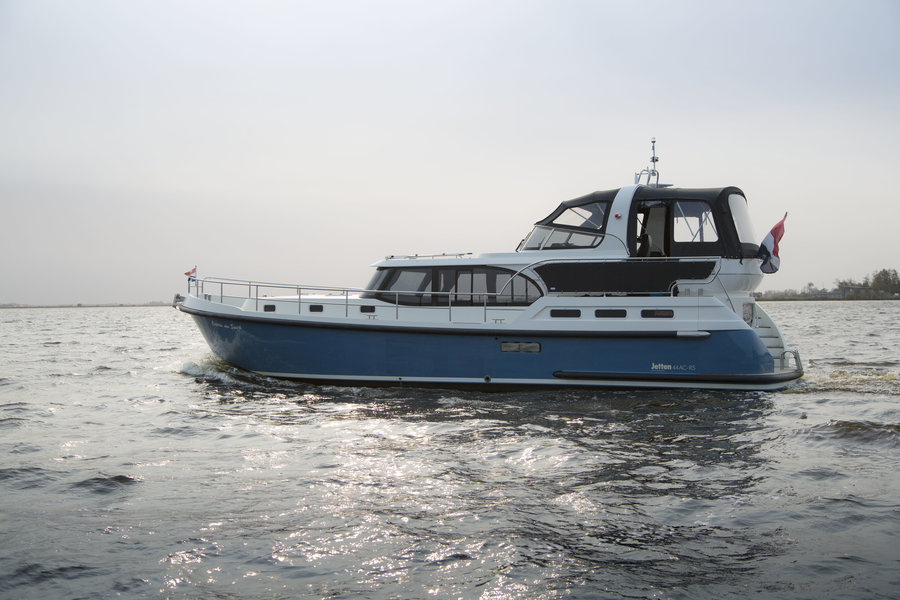 Luxus-Motorboote mieten Holland