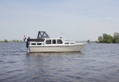 Proficiat kruiser 'Iris'