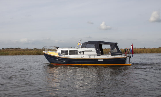 Brûzer 850 OK 'Neptunus' mieten