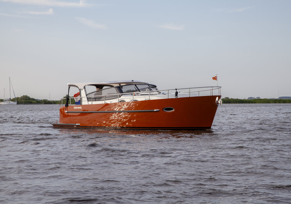 Schiffart Targa 'Sienna' NIEUW/NEU/NEW 2026 mieten